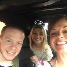 Stacey Loos's Instagram, Twitter & Facebook