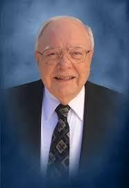 Elizabeth Stover's Instagram, Twitter & Facebook