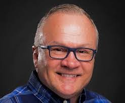 Tammy Ramage's Instagram, Twitter & Facebook