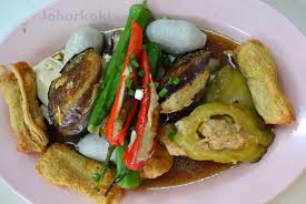 Yong tau foo exchanged with chicken rice. Kuala Lumpur Best Food Original Real Mccoy Ampang Yong Tau Foo é¸¿é¸¿å®‰é‚¦é…¿è±†è… Johor Kaki Travels For Food