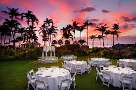 Sheraton Maui Resort Spa Anuenue Lawn Swdreamhawaii Destination Wedding Resort Maui Resorts Sheraton Maui