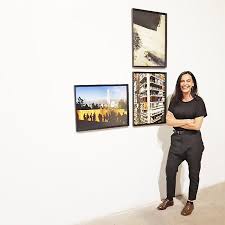 Entre las 68 personas detenidas en la fiesta clandestina, se encuentra la actriz claudia burr (52), conocida por sus actuaciones en telenovelas como sucupira, aquelarre, entre otras. Claudia Burr Y Su Desconocida Pasion Por La Fotografia Flanlate