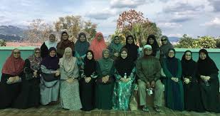 Ustazah datuk dr norhafizah musa adalah seorang pendakwah dan pensyarah kanan. Ustazah Norhafizah Musa Biodata Tanyalah Ustazah Al Hijrah