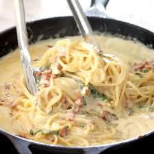 Pates Alla Carbonara Cremeuses Recettes Ma Fourchette Carbonara Recette Pate Carbonara Recette Carbonara