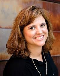 Kathy Rios's Instagram, Twitter & Facebook