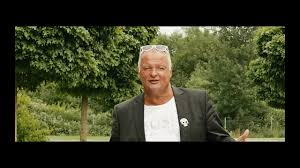 Nehmen sie sich doch ein paar minuten zeit, sehen sie sich hier in aller ruhe um, holen sie sich einen vorgeschmack auf ihre nächsten ferien und fangen sie schon gleich an, sich etwas zu entspannen. Haus Am See Willi Girmes Youtube