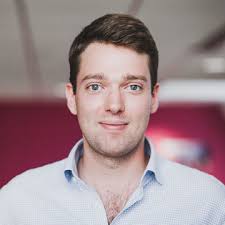 Tudo que parecia distante ficou mais perto. Felix W Vetter Universitat Mannheim