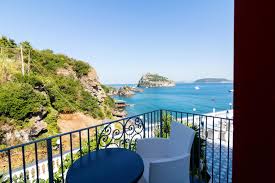 DA MARIA HOTEL • ISCHIA ISLAND • 2⋆ ITALY • RATES FROM €173