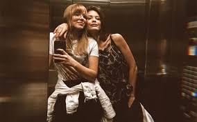 For your search query marcella rica e vitória strada mp3 we have found 1000000 songs matching your query but showing only top 20 results. Marcella Rica E Vitoria Strada Comentam Reacao Do Publico Com Namoro A Gente So Recebe Carinho Foi Surpreendente Quem Entrevista