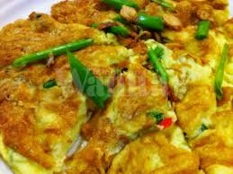 Telur dadar sering jadi menu sarapan andalan, karena selain praktis, gampang bikinnya, harganya pun murah. 6 Petua Nak Buat Telur Dadar Jadi Gebu Sedap Antaranya Campurkan Mayonis Mingguan Wanita