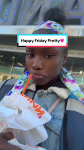 Goodmorning Prettyz 🩷 #americarunsondunkin #dunkindonuts  #statenislandferry #amazon