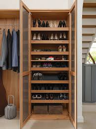 Tolle Grosser Schuhschrank Mit Turen Grosser Schuhschrank Schuhschrank Kleiderschrank Selber Bauen
