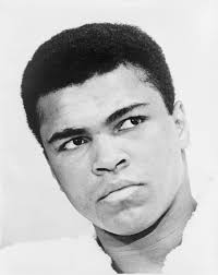 Mohamed Ali, né Cassius Clay et champion du monde de boxe anglaise, s&#39;est converti à l&#39;islam en 1964 et a reçu le nom du Prophète. - WdC5o58sQHOxxrNzYdoq_mohammed_ali