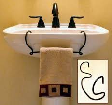 The Toweltender Tm Towel Bar For Pedestal Sinks Bronze Amazon Home Amp Kitchen Towel Rack Pedestal Sink Bathroom