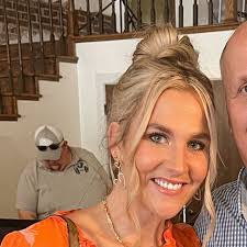 Lauren Joyner's Instagram, Twitter & Facebook