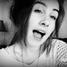 Shawnee Rogers's Instagram, Twitter & Facebook