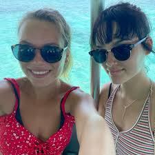 sorry to the fish i accidentally kicked in the face while snorkeling 🥴