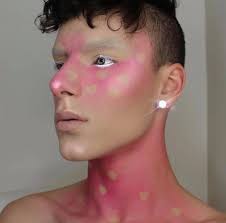 The girl beyond beauty Natasha Lakhani gets hands