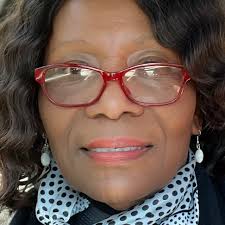 Profil Andrea Dickerson