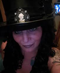 Happy Weekend everyone ✌️ Leace Cannabis AND ove