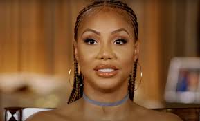 Tamar Braxton Spotted Out On A Date .. w/ Handsome Man -