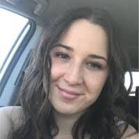 Stephanie Linson's Instagram, Twitter & Facebook