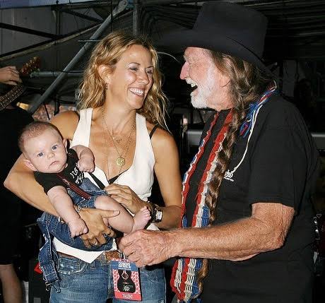 I'm on my way to LA to sing with - and for - my favorite duet partner ever  and one of the greatest artists/people of all time. I love you Willie Nelson