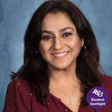 Asma Anwar's Instagram, Twitter & Facebook