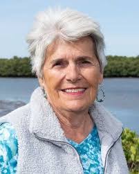 Mary Moonen's Instagram, Twitter & Facebook