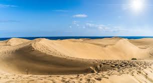 Gran canaria is served from across the uk by british airways traveller's guide: Madrid The Canary Islands Gran Canaria Fuerteventura Lanzarote 13 Days Kimkim