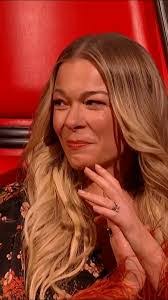 Annette Lambert's Instagram, Twitter & Facebook