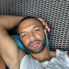 Apostle T Candy Holmes (@tcandyholmes) • Facebook