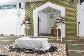 Besar harapan saya untuk diperkenankan melangsungkan acara tersebut di atas di masjid baiturrohim. Fafa Eca Dekorasi Akad Nikah By Our Wedding Event Organizer Bridestory Com