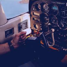 Pilots fly a range of canadian armed forces aircraft in a variety of roles: Careers How To Become A Pilot In Canada Life In Flight