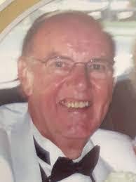 Donald Lott's Instagram, Twitter & Facebook