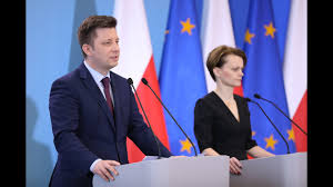 Jarosław gowin i jadwiga emilewicz (fot. Minister Michal Dworczyk I Minister Rozwoju Jadwiga Emilewicz Podczas Konferencji W Kprm Youtube