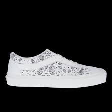 Découvrez les nouvelles collections de chaussures, vêtements et sacs à dos vans pour homme, femme et enfant. Vans Bold Ni Homme Chaussures Vn0a3wlp42m1