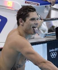 Alors qu'il savoure un petit moment de répit. Florent Manaudou Srsly Dimples Tongue Ring The Body And He S French Yum Men Tongue Rings Ariana Grande Photos