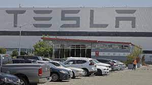 Tesla pilih india sebagai lokasi untuk produksi pabrik kendaraan listrik, apakah artinya tampaknya usaha pemerintah indonesia untuk menggaet perusahaan tesla inc, produsen kendaraan listrik asal. Tesla Akan Bangun Pabrik Di Jateng Elon Musk Pernah Sanjung Tinggi Nikel Indonesia
