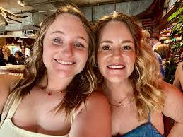 Bethany Rowan's Instagram, Twitter & Facebook