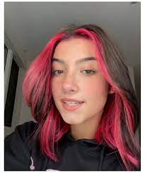 Photo By Dameliocharli Cool Hair Color Ideas For Teens Girls Coolhaircolorideasforteensg In 2021 Unnatural Hair Color Hair Color Underneath Hair Color Streaks