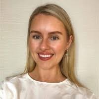 Danielle Nolan's Instagram, Twitter & Facebook