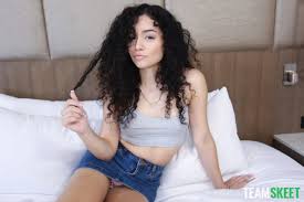 Curly-haired Teen With Braces Gets Screwed In Bed photos (Thalia Diaz, Tony  Profane)  MILF Fox