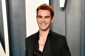 Kj apa and girlfriend clara berry are expecting their first child (view pics). Cmp2jloy Hcqdm