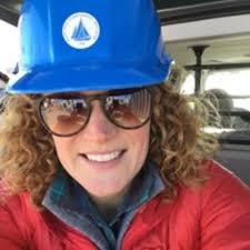 Diana Wickman's Instagram, Twitter & Facebook