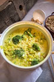 Brokkoli Kichererbsen Eintopf Vegan Und Glutenfrei Fair Fashion Nachhaltigkeit Vegane Rezepte In 2020 Kichererbsen Eintopf Veganer Eintopf Kichererbseneintopf