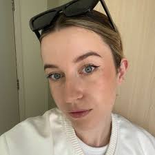 Articles by Grace Lindsay, Junior Beauty Editor