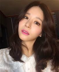 Loạt minh chứng cho thấy, tóc mà thiếu độ phồng thì các nàng hết luôn cả  xinh đẹp