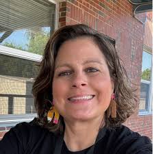 Is it normal for a Siamese to darken with age?