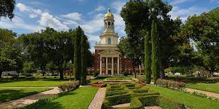 Baylor provides a vibrant campus community for more than 16,000 students by blending interdisciplinary research with an international reputation for educational excellence and a faculty commitment to teaching and scholarship. Baylorproud Meet The Women Helping Shape The Future Of Baylor University